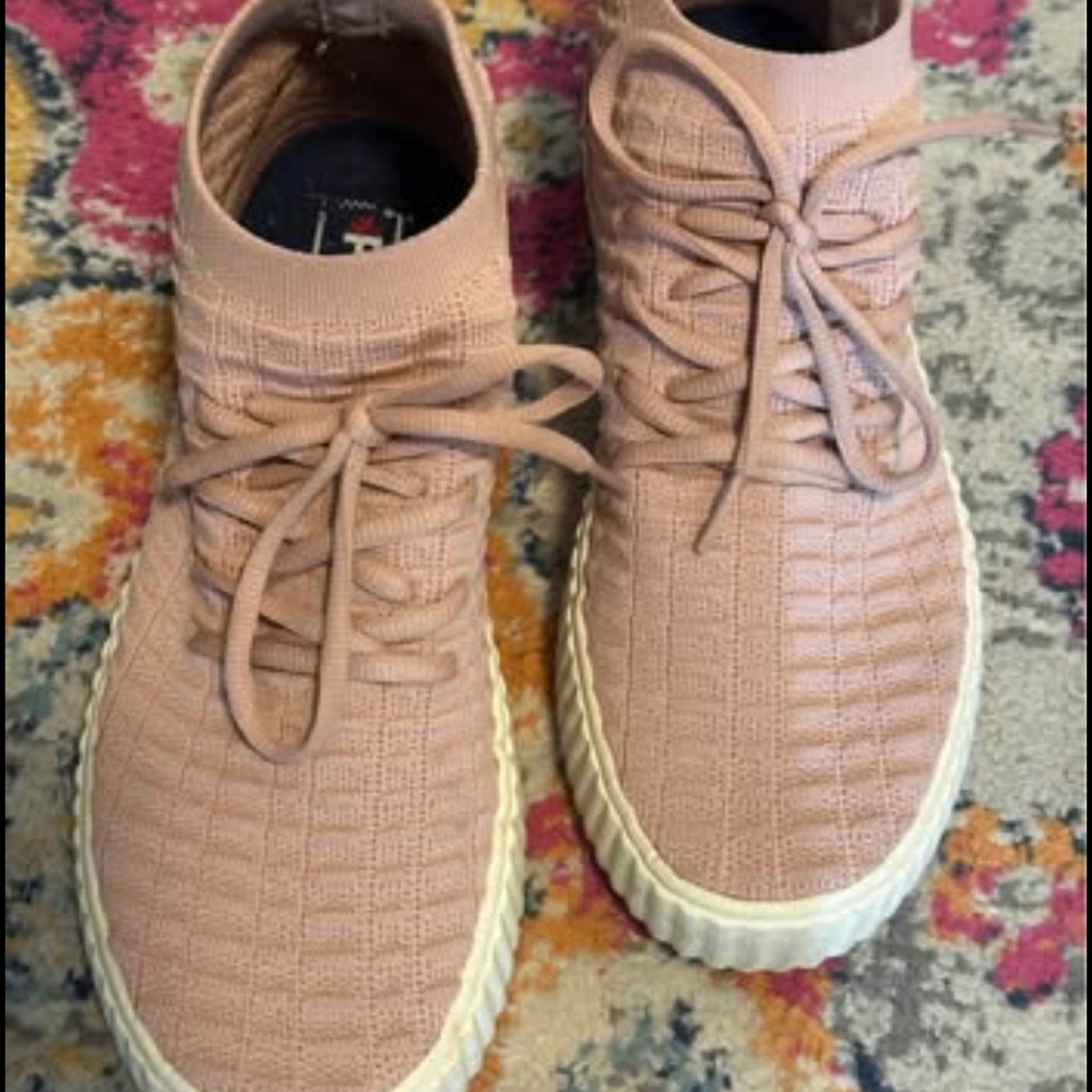 Pajar Canada Women’s Knit Sock Sneakers – Size 10 – Blush Pink